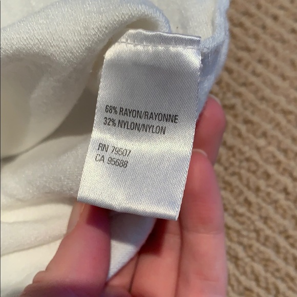 Simple pullover from Hong Kong - Picture 4 of 5